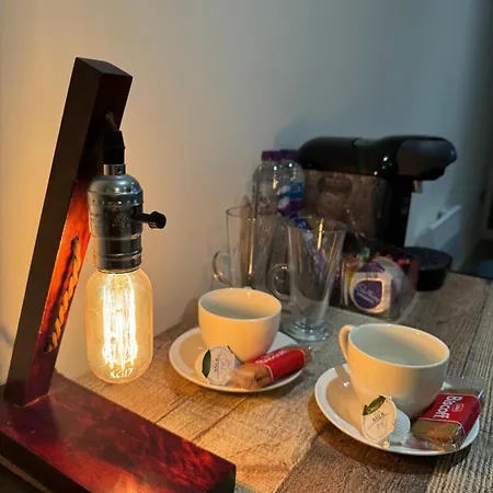 Lejlighed Stylish 2 Bed - 24hr Check-in - Free Wifi, Netflix, Live Tv & Sports *