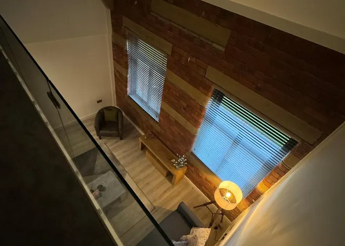 Stylish 2 Bed - 24hr Check-in - Free Wifi, Netflix, Live Tv & Sports * Bradford (West Yorkshire)