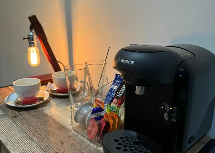 Stylish 2 Bed - 24hr Check-in - Free Wifi, Netflix, Live Tv & Sports Apartment Bradford (West Yorkshire)